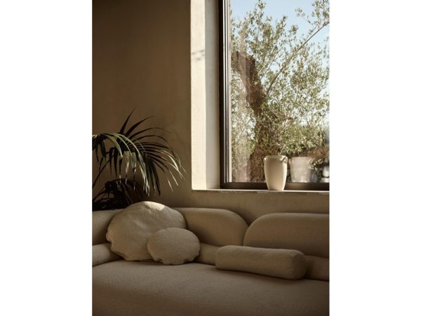 Ο καναπές Cuddle στο Pierros Verde, Ζάκυνθος